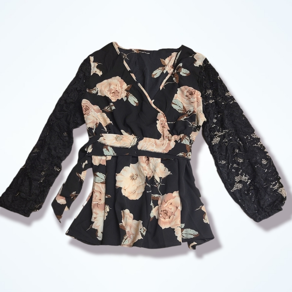 FLORAL BLOUSE